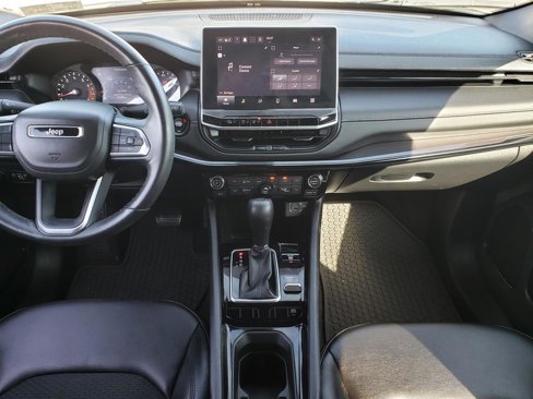 Used 2022 Jeep Compass Altitude w/ Convenience Group image 18