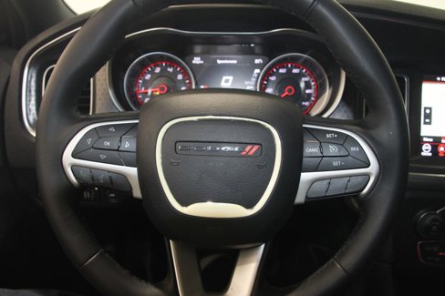 Used 2017 Dodge Charger SXT w/ Navigation & Travel Group image 12