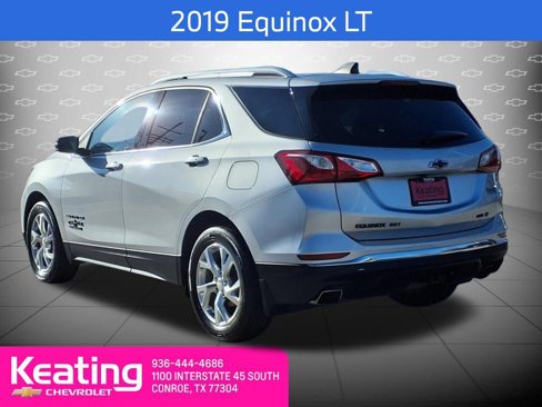 Used 2019 Chevrolet Equinox LT w/ Sun & Navigation Package image 2