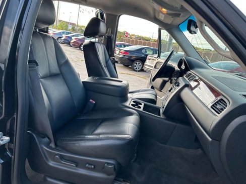 Used 2013 GMC Yukon XL SLT image 16