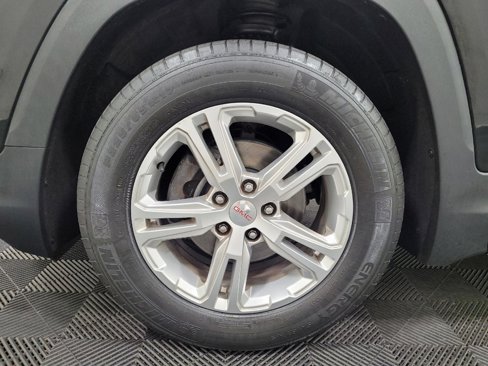Used 2018 GMC Terrain SLE w/ Driver Convenience Package image 31