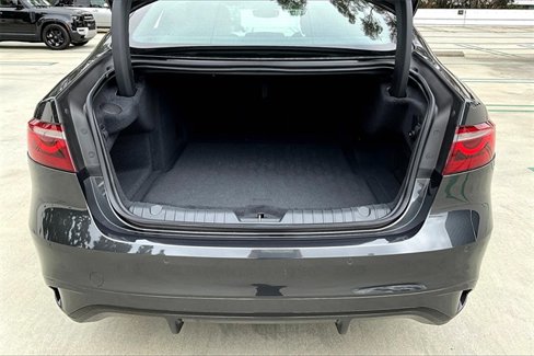 New 2024 Jaguar XF R-Dynamic SE image 10
