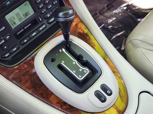Used 2002 Jaguar XJ Sport image 21