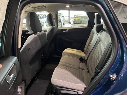 Used 2020 Ford Escape SE image 20