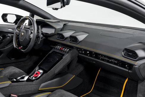 Used 2023 Lamborghini Huracan Tecnica image 34
