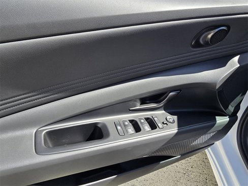 New 2025 Hyundai Elantra Sport w/ Cargo Package image 15