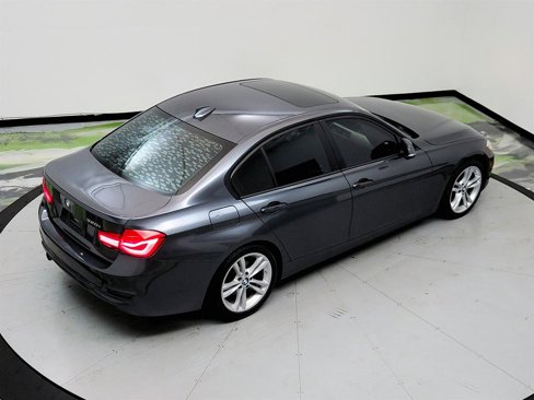 Used 2017 BMW 320i Sedan image 33