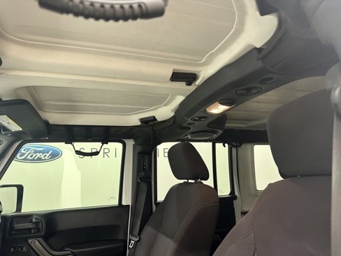Used 2013 Jeep Wrangler Unlimited Sport image 24
