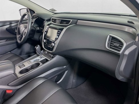 Used 2020 Nissan Murano SV w/ Premium Package image 27