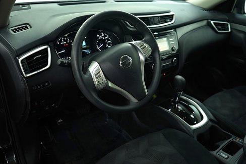 Used 2016 Nissan Rogue SV image 22