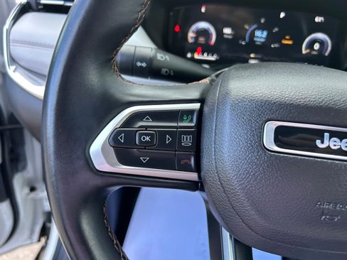 Certified 2022 Jeep Compass Limited w/ Elite Group image 16