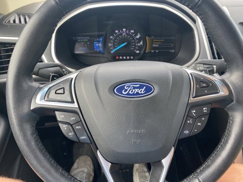 Used 2018 Ford Edge SEL w/ Equipment Group 201A image 21