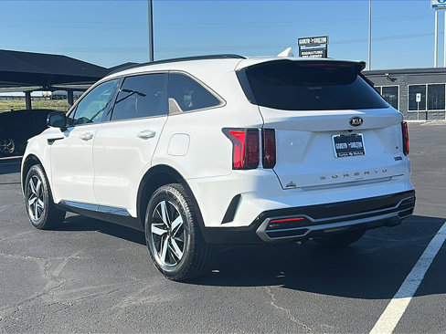 Used 2021 Kia Sorento S image 6