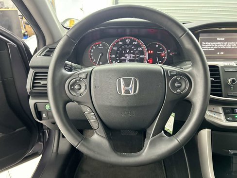 Used 2015 Honda Accord Sport image 11