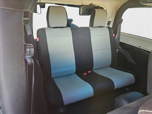 Used 2017 Jeep Wrangler Rubicon w/ Power Convenience Group image 17