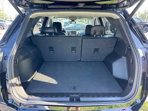 Used 2020 Chevrolet Equinox LT w/ Midnight Edition image 24