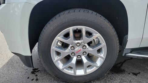 Used 2017 GMC Yukon SLT w/ Open Road Package image 11