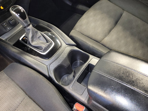 Used 2018 Nissan Rogue Sport SV image 26