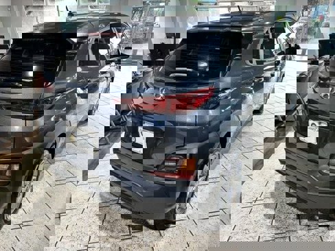 Used 2019 Hyundai Kona SE image 4