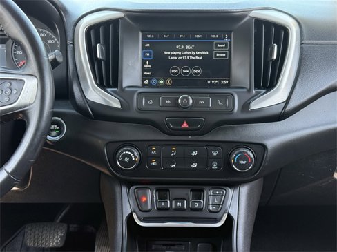 Used 2018 GMC Terrain SLE image 17