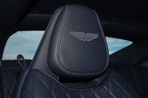 Used 2024 Aston Martin DB12 Coupe image 28