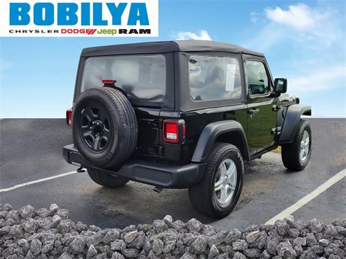Used 2020 Jeep Wrangler Sport image 3