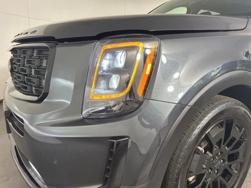 Used 2021 Kia Telluride SX w/ SX Prestige Package image 25