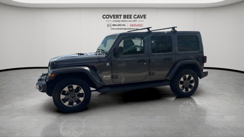 Used 2018 Jeep Wrangler Unlimited Sahara image 4