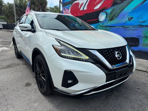 Used 2019 Nissan Murano Platinum image 2