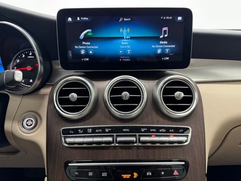 Certified 2022 Mercedes-Benz GLC 300 image 4