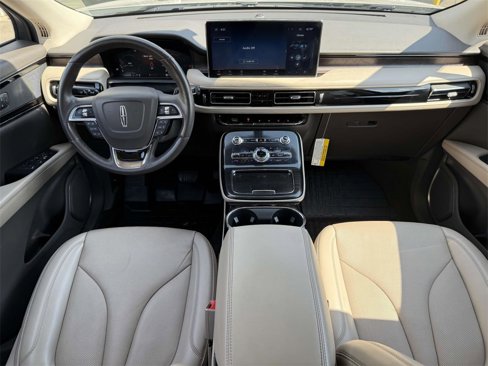 Used 2022 Lincoln Nautilus Reserve image 14