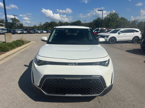 Used 2024 Kia Soul S image 2