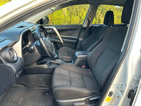 Used 2018 Toyota RAV4 XLE image 13