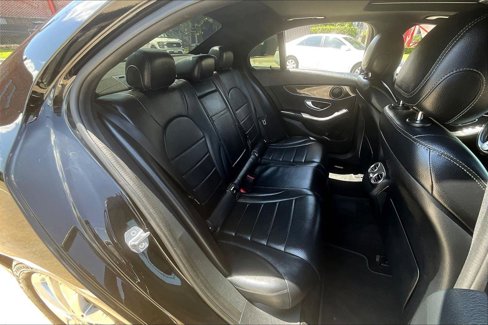 Used 2019 Mercedes-Benz C 300 Sedan image 34