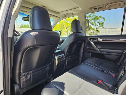 Used 2018 Lexus GX 460 Premium image 12