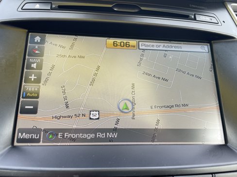 Used 2017 Hyundai Santa Fe Limited image 21