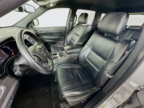 Used 2018 Jeep Grand Cherokee Limited image 13