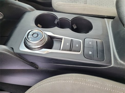 Used 2022 Ford Escape SE w/ Cold Weather Package image 36