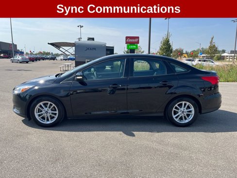 Used 2016 Ford Focus SE w/ SE Power Seat Package image 2