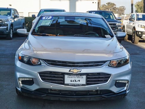 Used 2017 Chevrolet Malibu LT w/ Driver Confidence Package image 2
