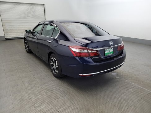 Used 2017 Honda Accord LX image 5