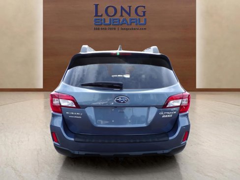 Used 2017 Subaru Outback 2.5i Premium image 7