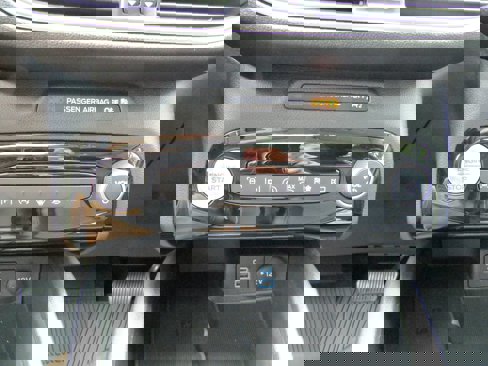 Certified 2023 Ford Escape Platinum image 28