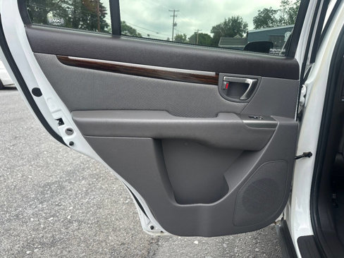 Used 2012 Hyundai Santa Fe GLS image 27