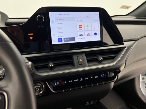 Used 2023 Lexus UX 250h F Sport image 21