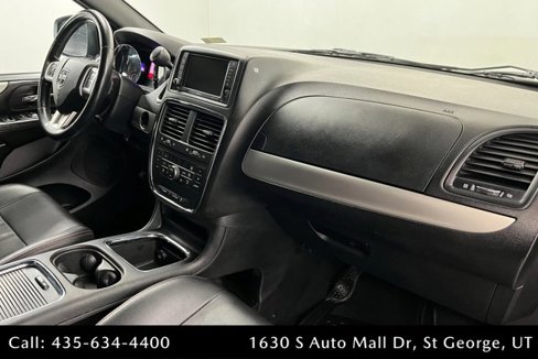 Used 2019 Dodge Grand Caravan GT image 24