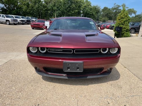 Used 2017 Dodge Challenger SXT Plus image 3