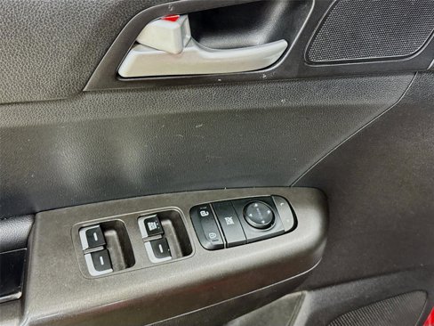 Used 2020 Kia Sportage LX image 17