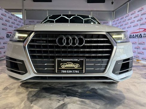Used 2017 Audi Q7 3.0T Premium Plus image 3