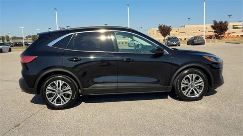 Used 2021 Ford Escape SEL w/ Technology Package image 9
